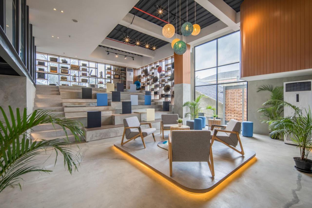 Cove Prima Aparthotel Jakarta Exteriör bild