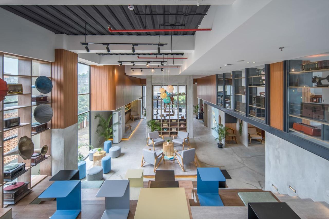 Cove Prima Aparthotel Jakarta Exteriör bild